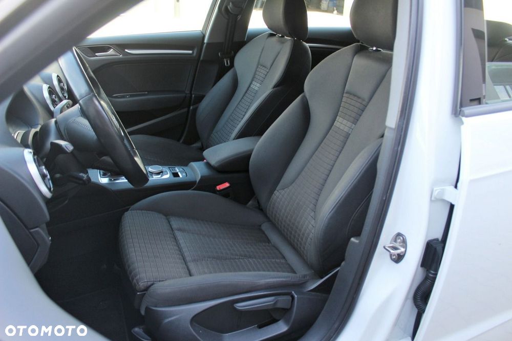 Audi A3 Sportback 35 TFSI S tronic S line - 12