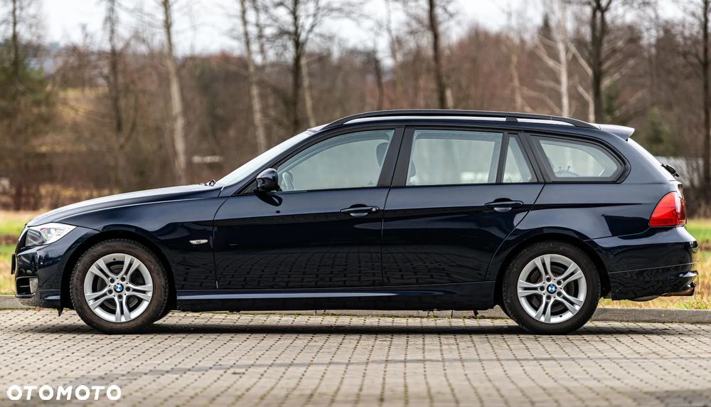 BMW Seria 3 318i - 15