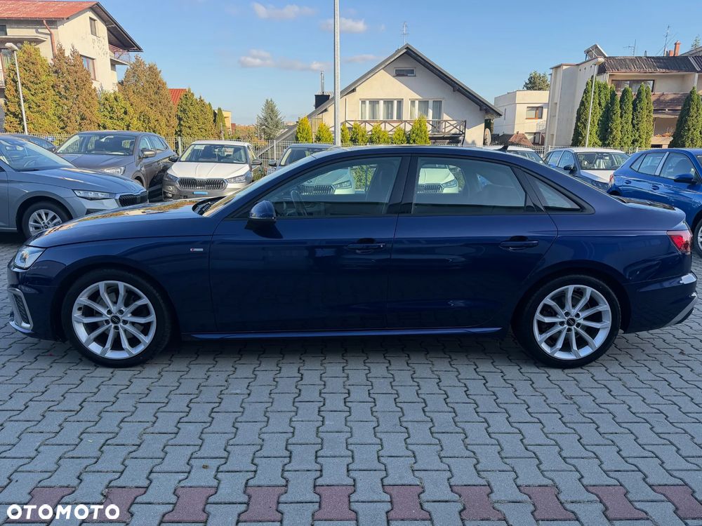 Audi A4 Limousine - 9