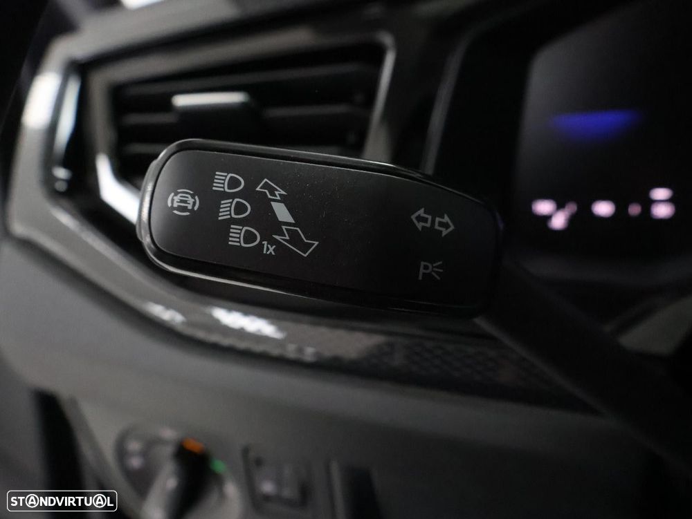 VW Taigo 1.0 TSI Urban DSG - 16