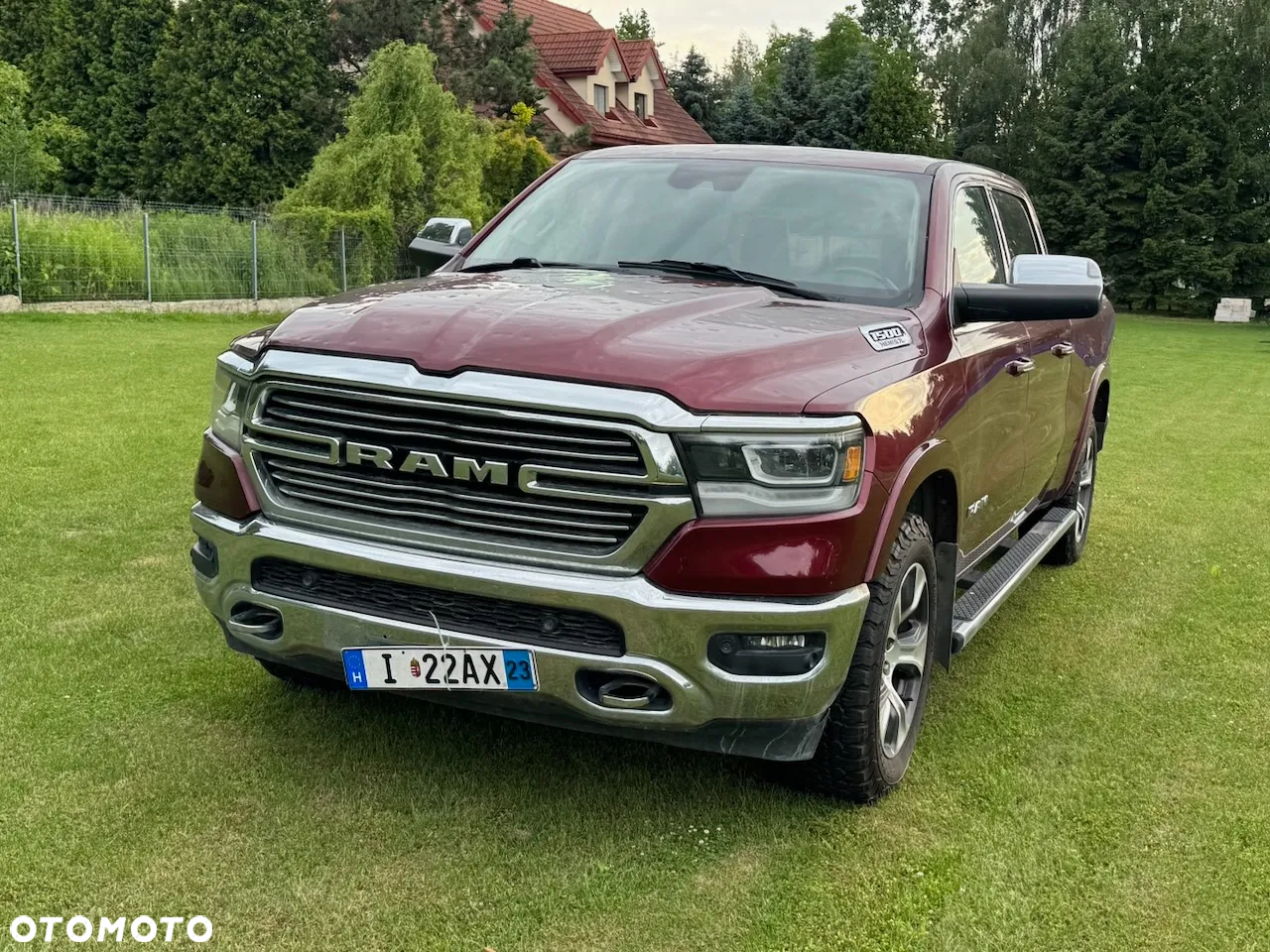 RAM 1500 Crew Cab Laramie - 3