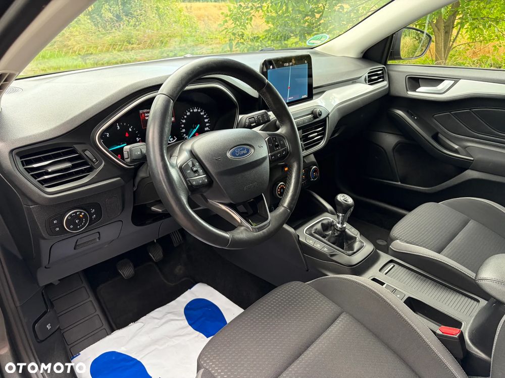 Ford Focus 1.5 EcoBlue Start-Stopp-System TITANIUM DESIGN - 5