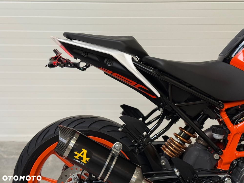 KTM Duke - 18