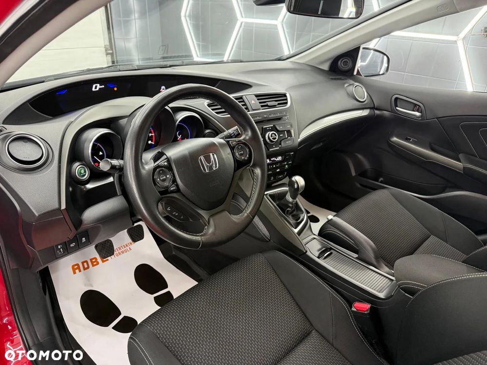 Honda Civic 1.4 i-VTEC Sport Black Edition - 23