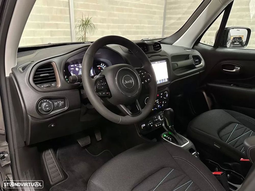 Jeep Renegade 1.3 TG 4Xe Altitude - 9