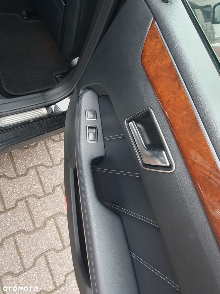 Mercedes-Benz Klasa E 200 Elegance - 13