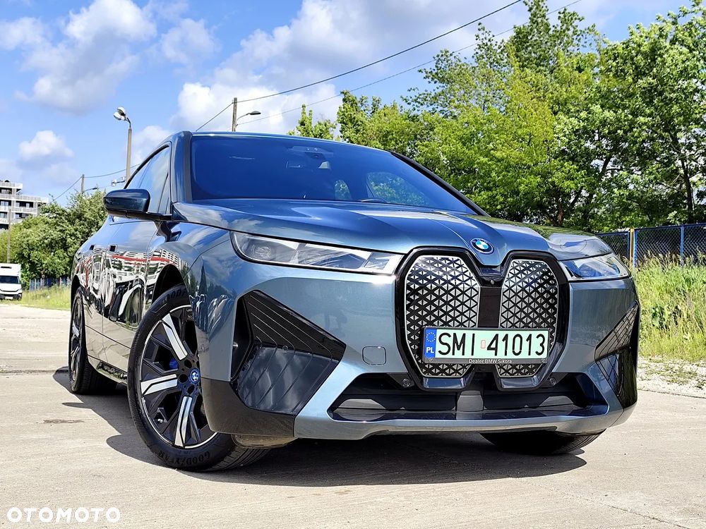 BMW iX xDrive50 111.5kWh Signature - 3
