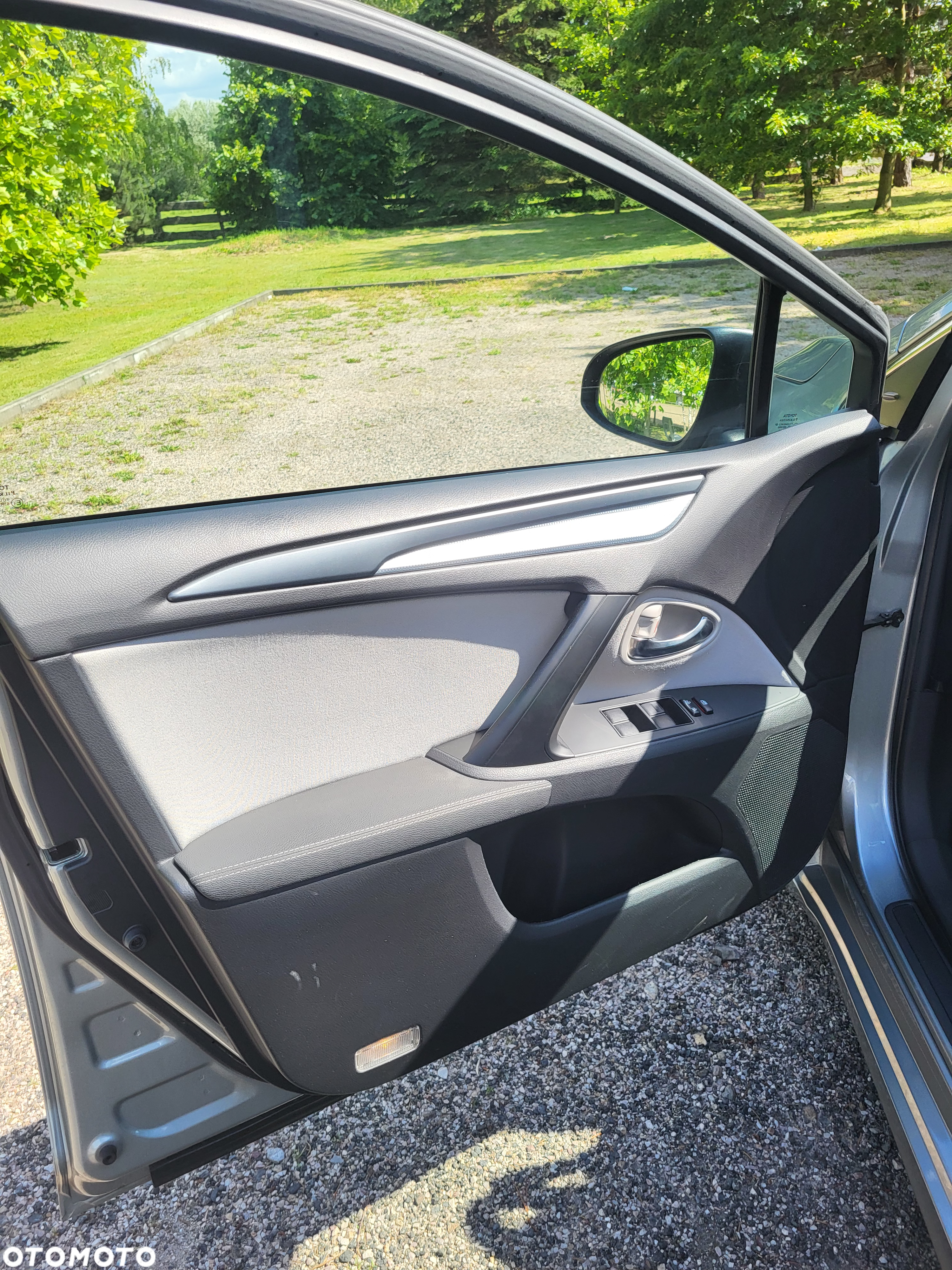Toyota Avensis Touring Sports 1.6 D-4D Business Edition - 26