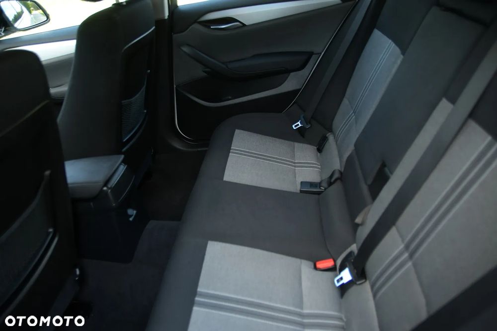 BMW X1 xDrive20d - 23