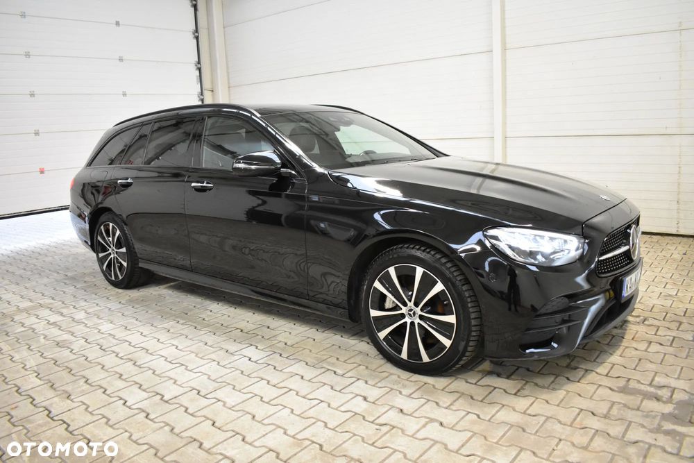 Mercedes-Benz Klasa E 300 de 9G-TRONIC AMG Line - 3