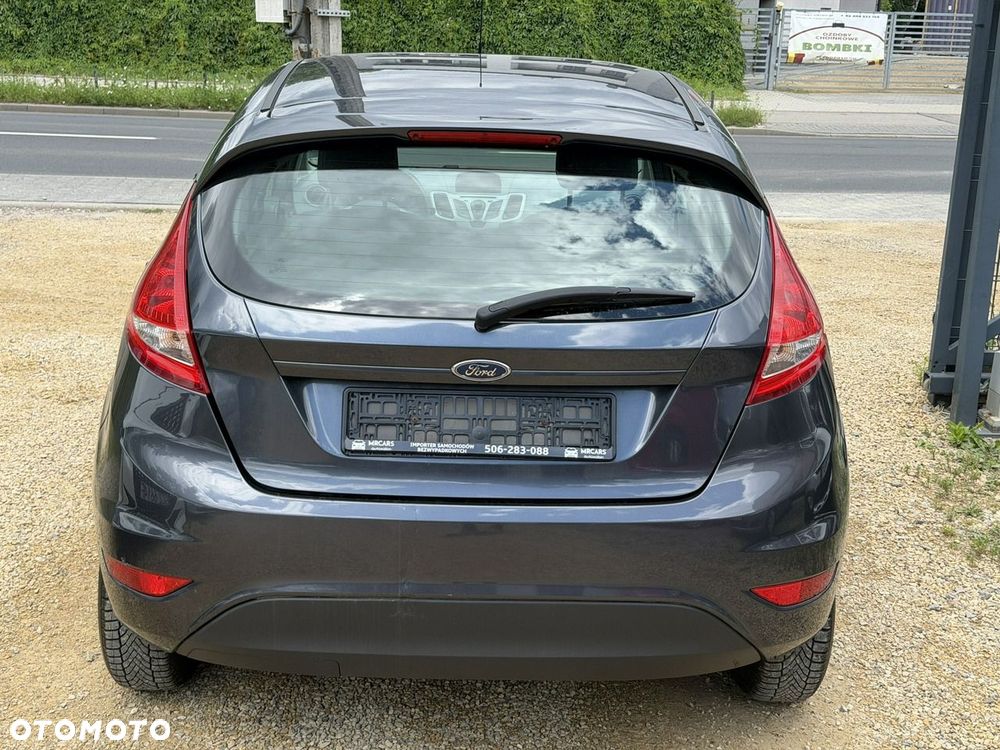Ford Fiesta - 9