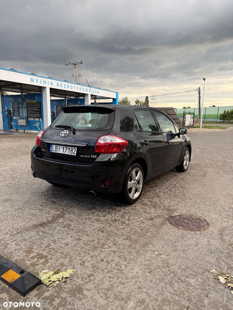 Toyota Auris 1.8 HSD Luna - 3