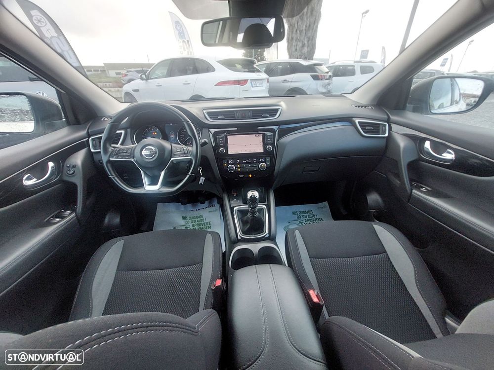 Nissan Qashqai 1.3 DIG-T N-WAY - 10