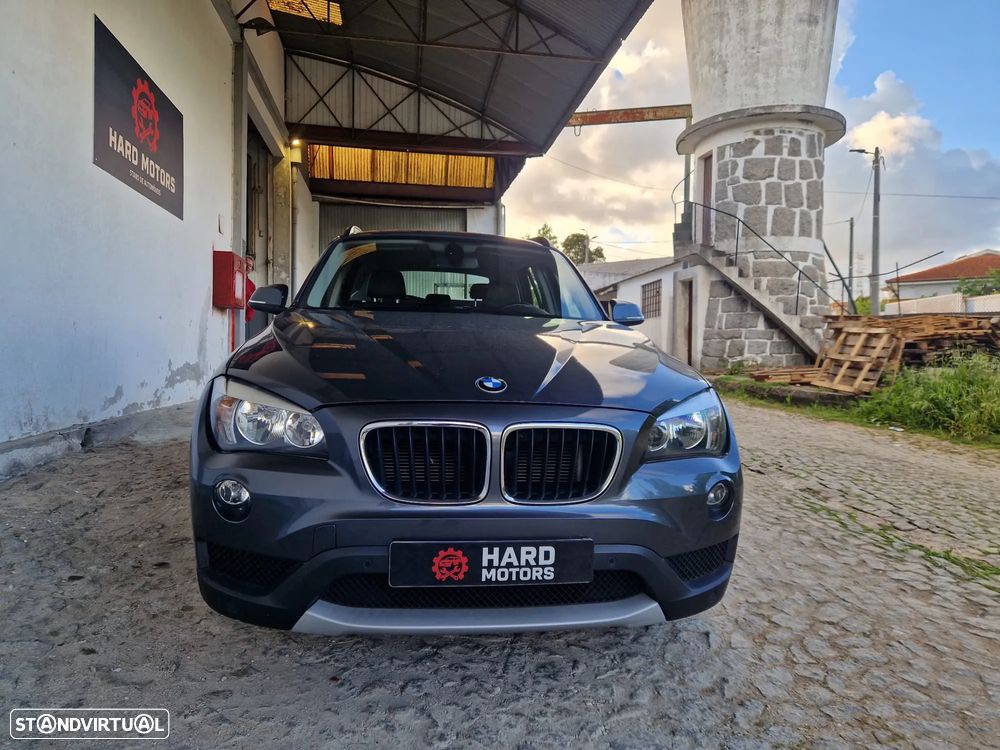 BMW X1 18 d xDrive xLine - 1