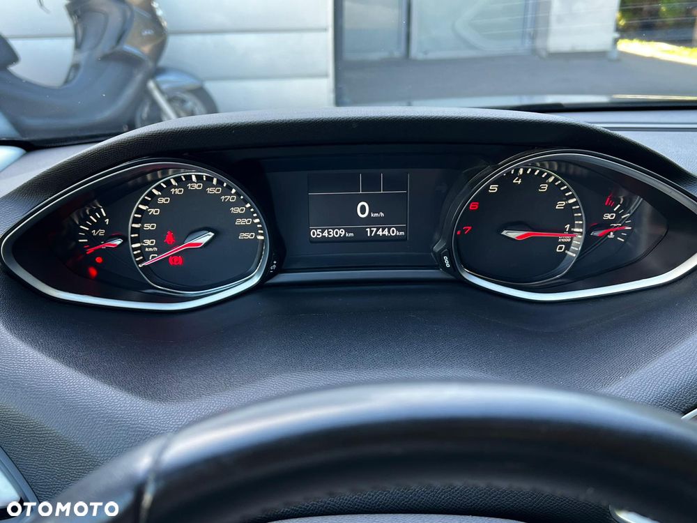 Peugeot 308 PureTech 110 Active Pack - 19