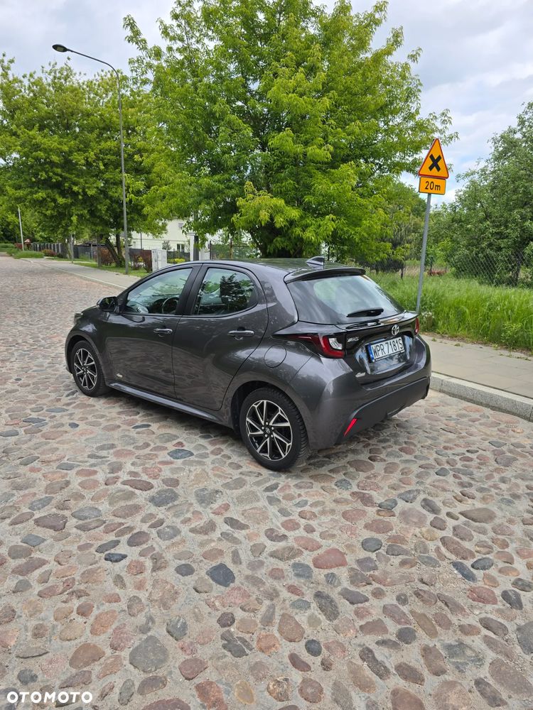 Toyota Yaris 1.0 Premium - 7