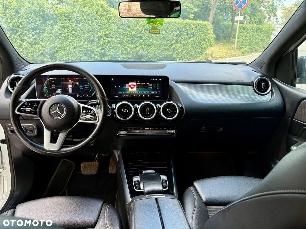 Mercedes-Benz Klasa B 180 d 7G-DCT AMG Line - 7