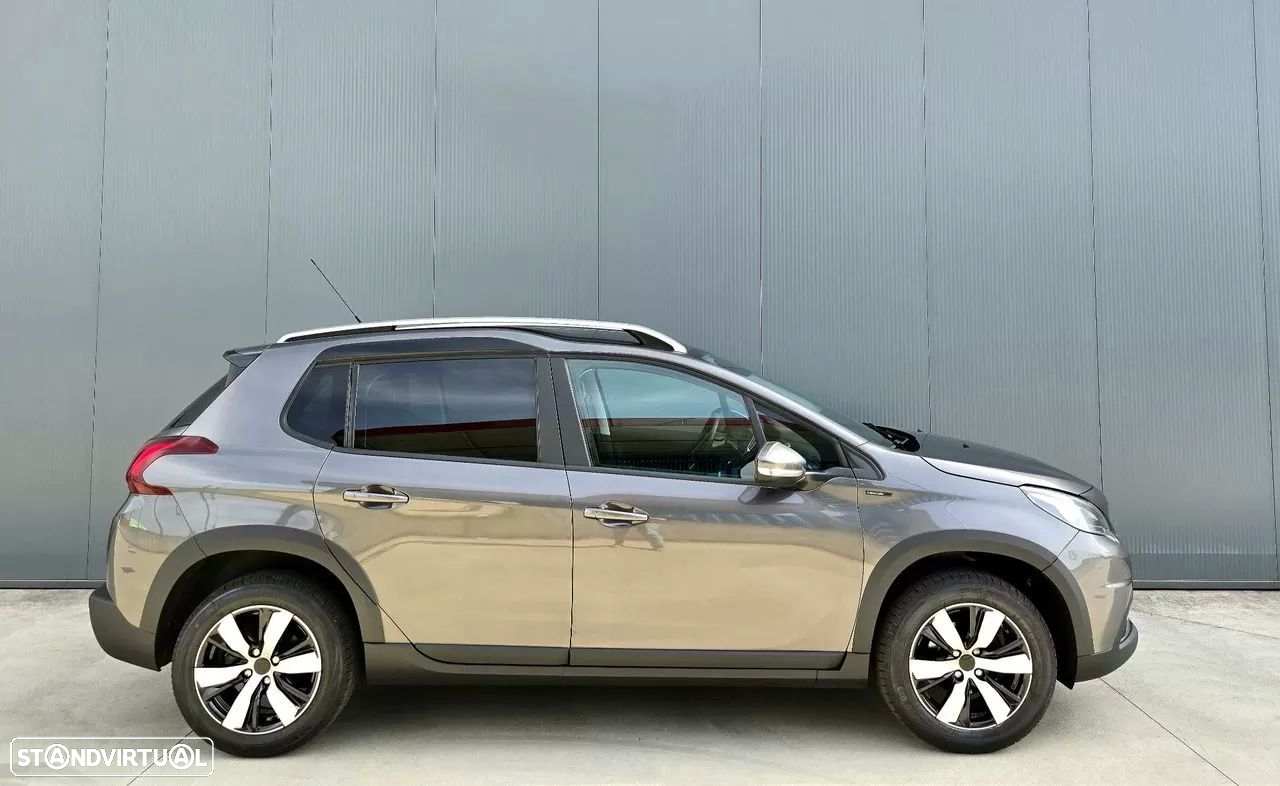 Peugeot 2008 1.2 PureTech Signature - 10