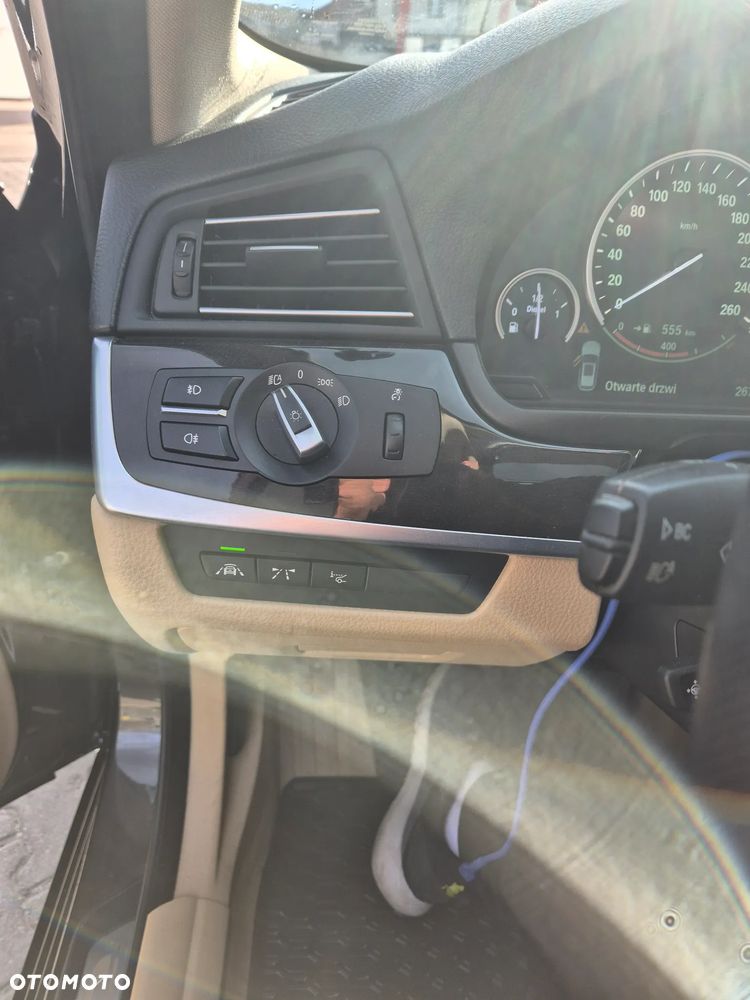 BMW Seria 5 520d Luxury Line - 17