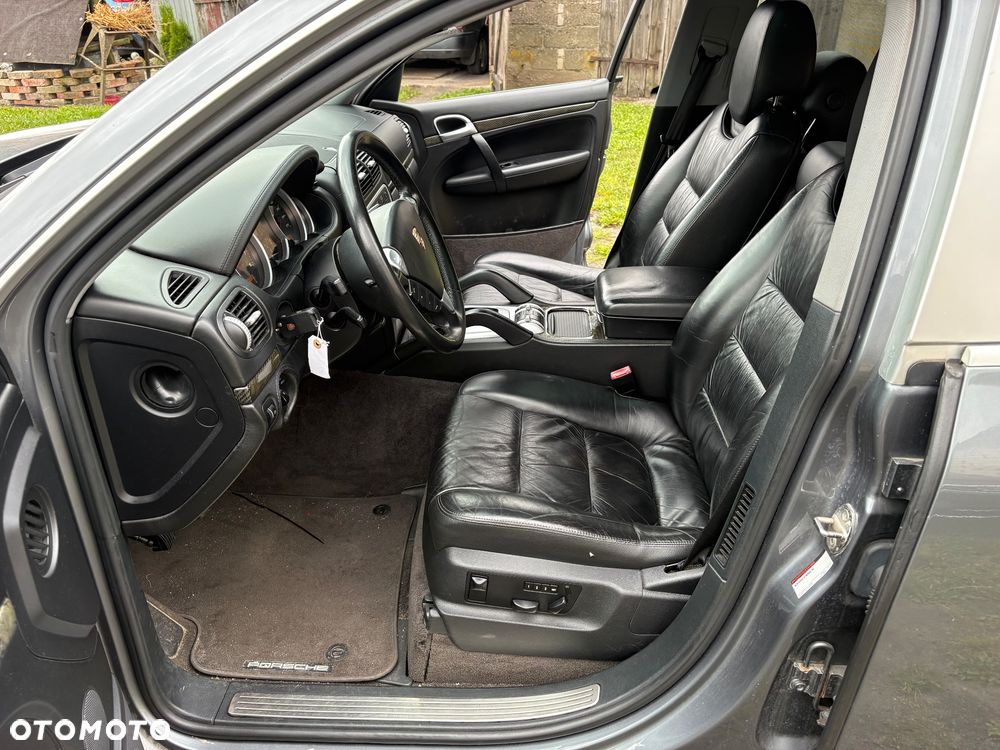 Porsche Cayenne S Tiptronic - 8