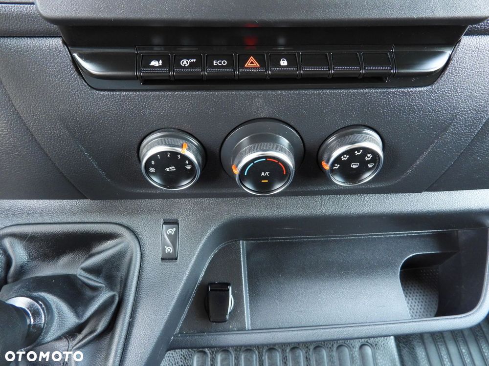 Renault MASTER  KONTENER WINDA 8 PALET TEMPOMAT LEDY KLIMATYZACJA  165KM - 36