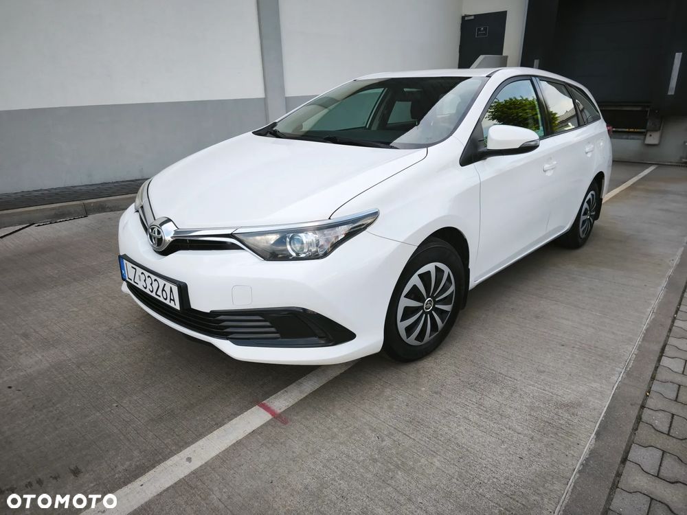 Toyota Auris 1.6 Comfort - 3