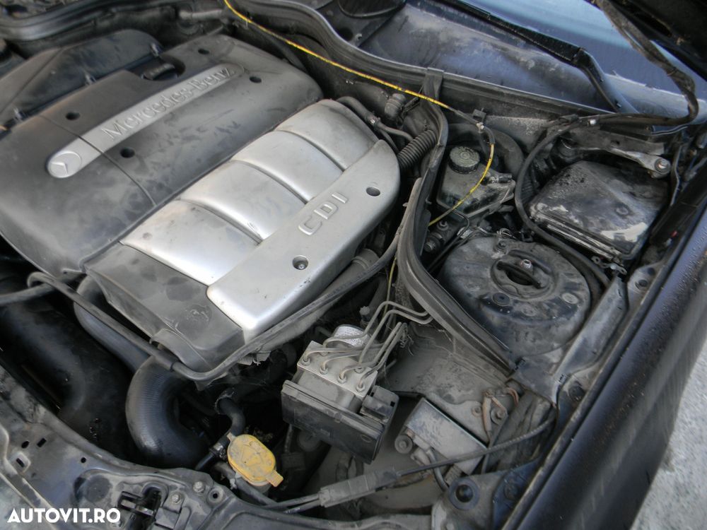 Dezmembrari  Mercedes-Benz C-CLASS (W203)  2000  > 2007 C 200 CDI (20 - 5