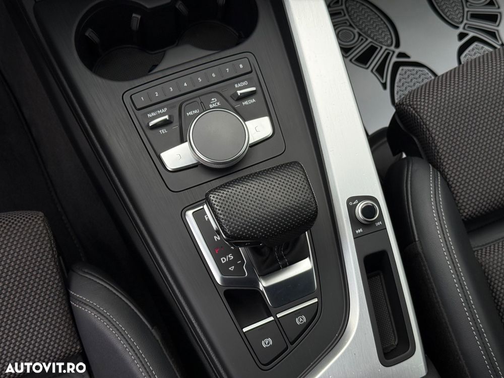 Audi A4 40 TDI S tronic S line - 23