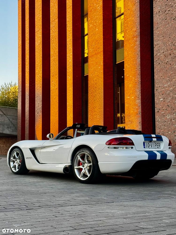 Dodge Viper - 25