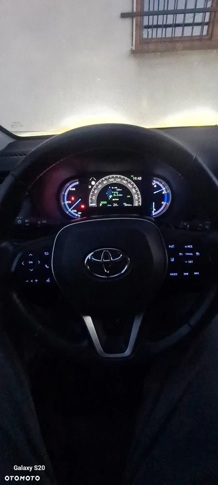 Toyota RAV4 - 9