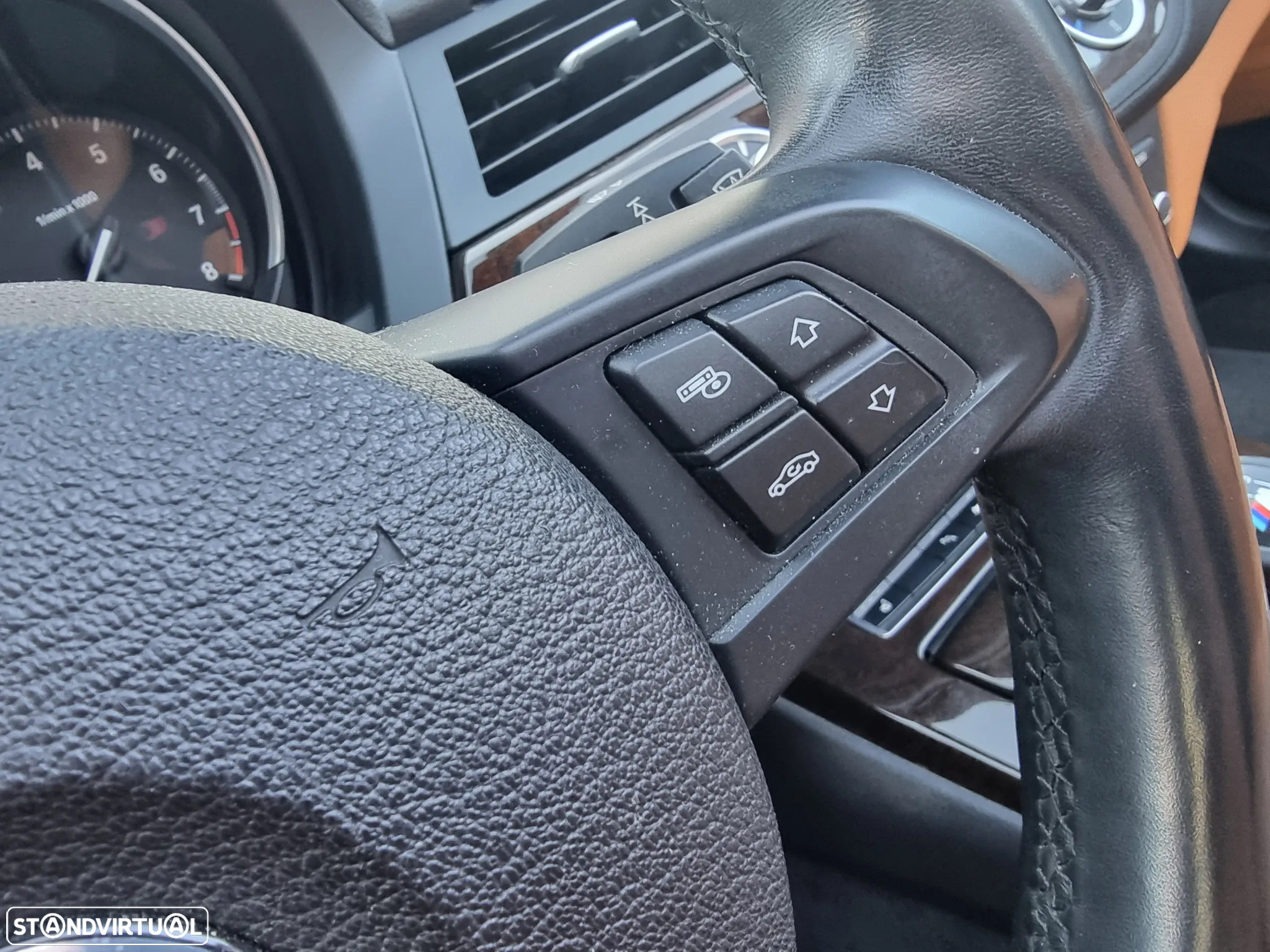 BMW Z4 sDrive20i - 29