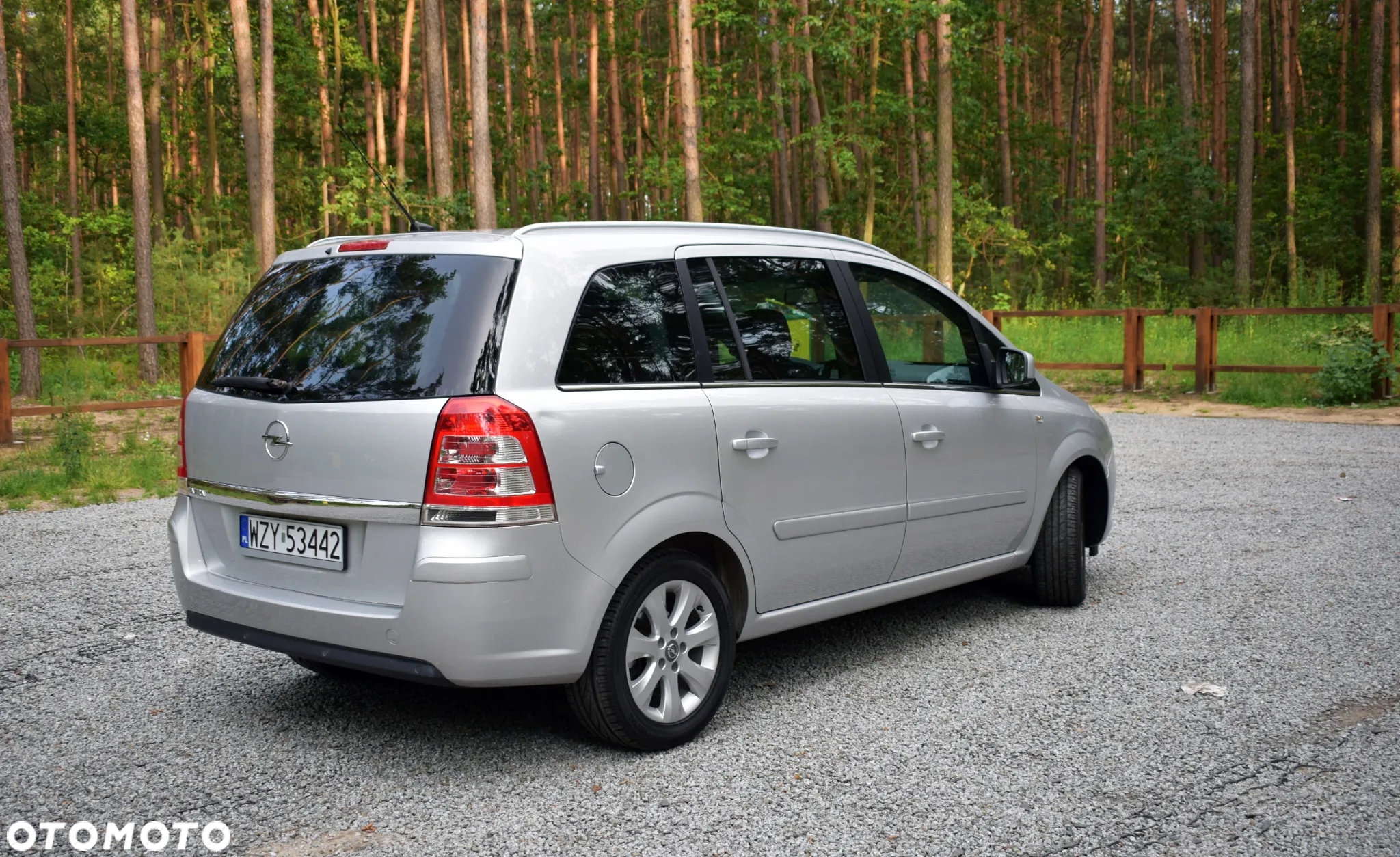 Opel Zafira 1.8 Cosmo - 6
