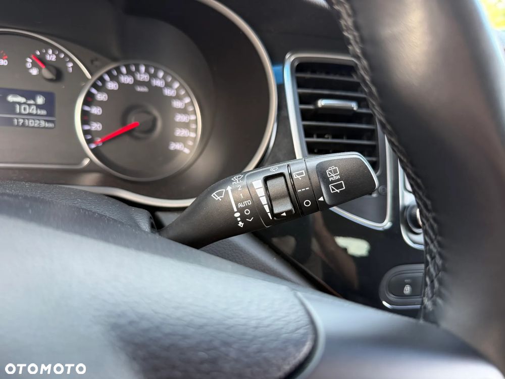 Kia Carens 1.6 GDI Edition 7 - 17