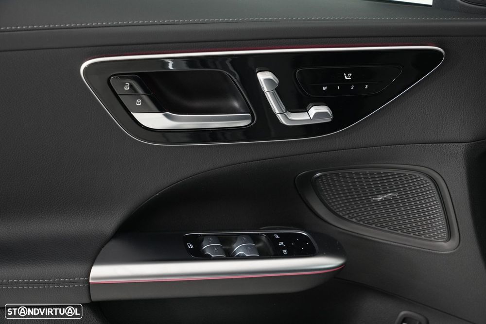 Mercedes-Benz C 300 de AMG Line - 27