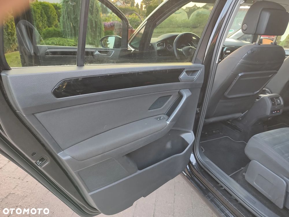 Volkswagen Touran 2.0 TDI SCR (BlueMotion Technology) DSG Highline - 14