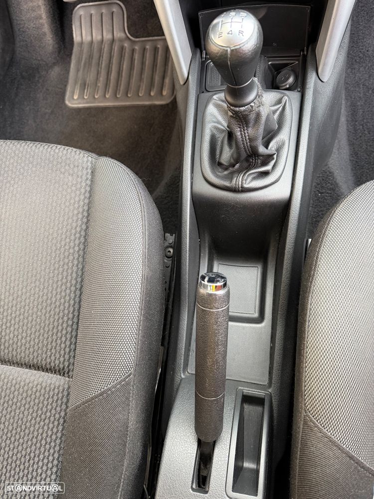 Peugeot 207 90 HDi FAP (Blue Lion) Premium - 14
