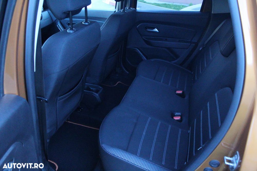 Dacia Duster ECO-G 100 Prestige Plus - 11
