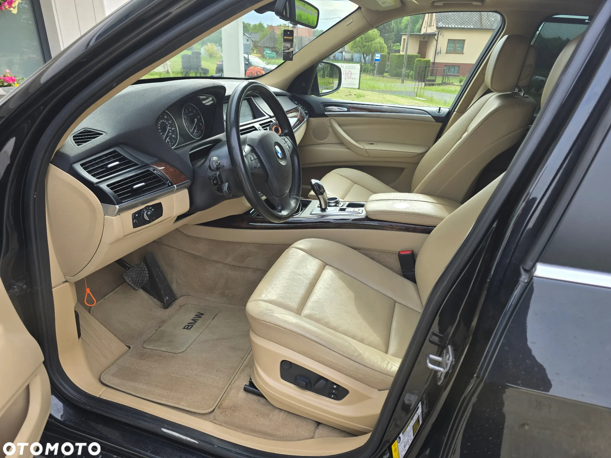 BMW X5 xDrive35i - 10