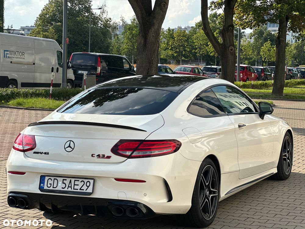 Mercedes-Benz Klasa C 300 9G-TRONIC AMG Line - 8