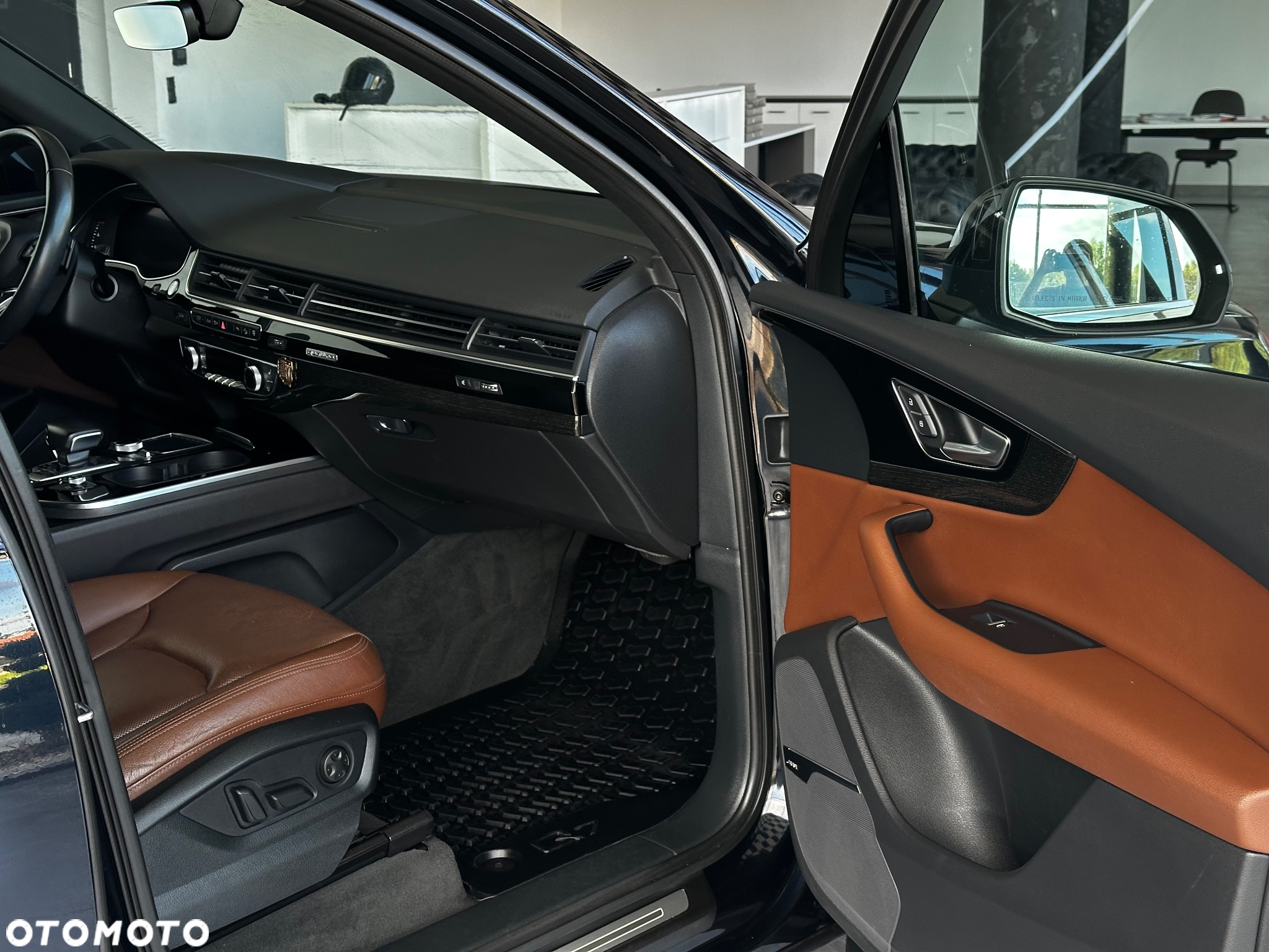 Audi Q7 3.0 TFSI Quattro Tiptronic - 25