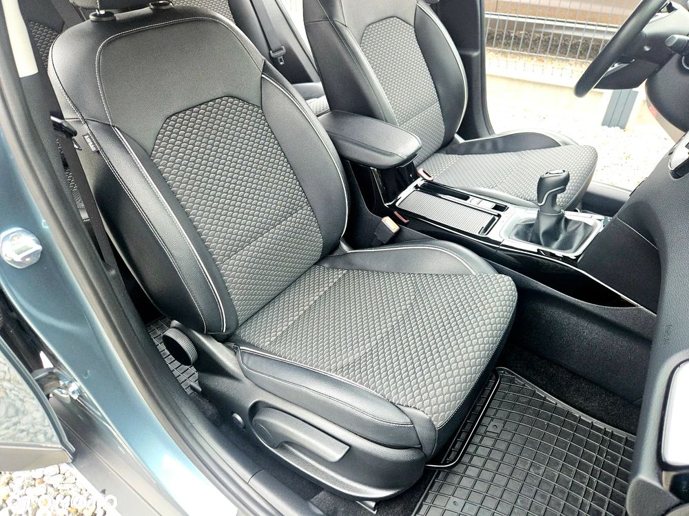 Kia XCeed 1.5 T-GDI Business Line - 23