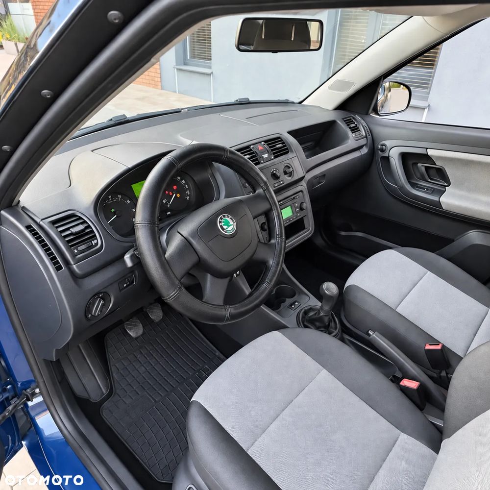 Skoda Roomster 2012 photo 5