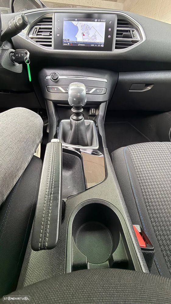 Peugeot 308 BlueHDi FAP 130 Stop & Start Style - 14