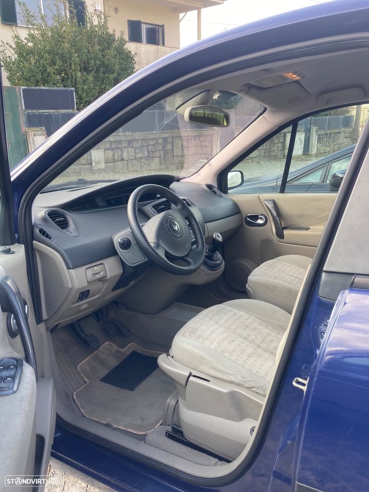 Renault Scénic 1.5 dCi Authentique - 10