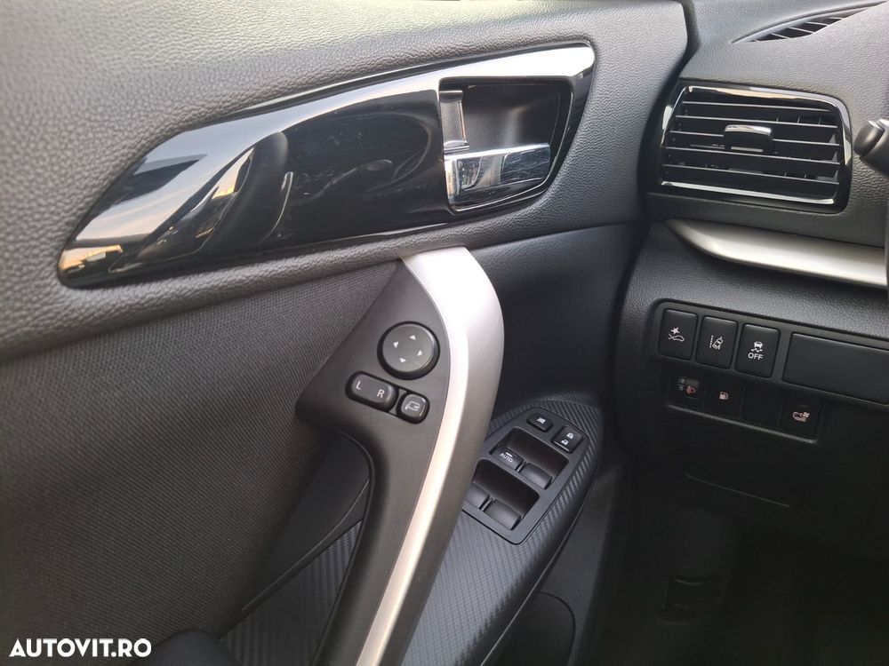 Mitsubishi Eclipse-Cross - 27