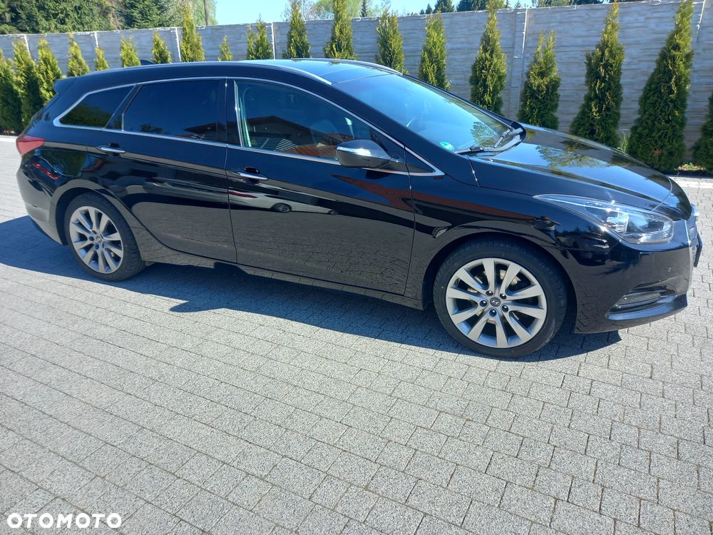 Hyundai i40 Kombi 1.7 CRDi Premium - 11