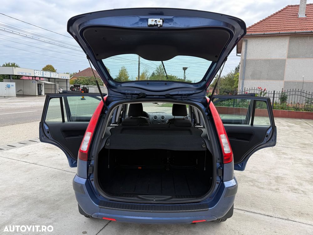 Ford Fusion 1.4 TDCI Ambiente - 34