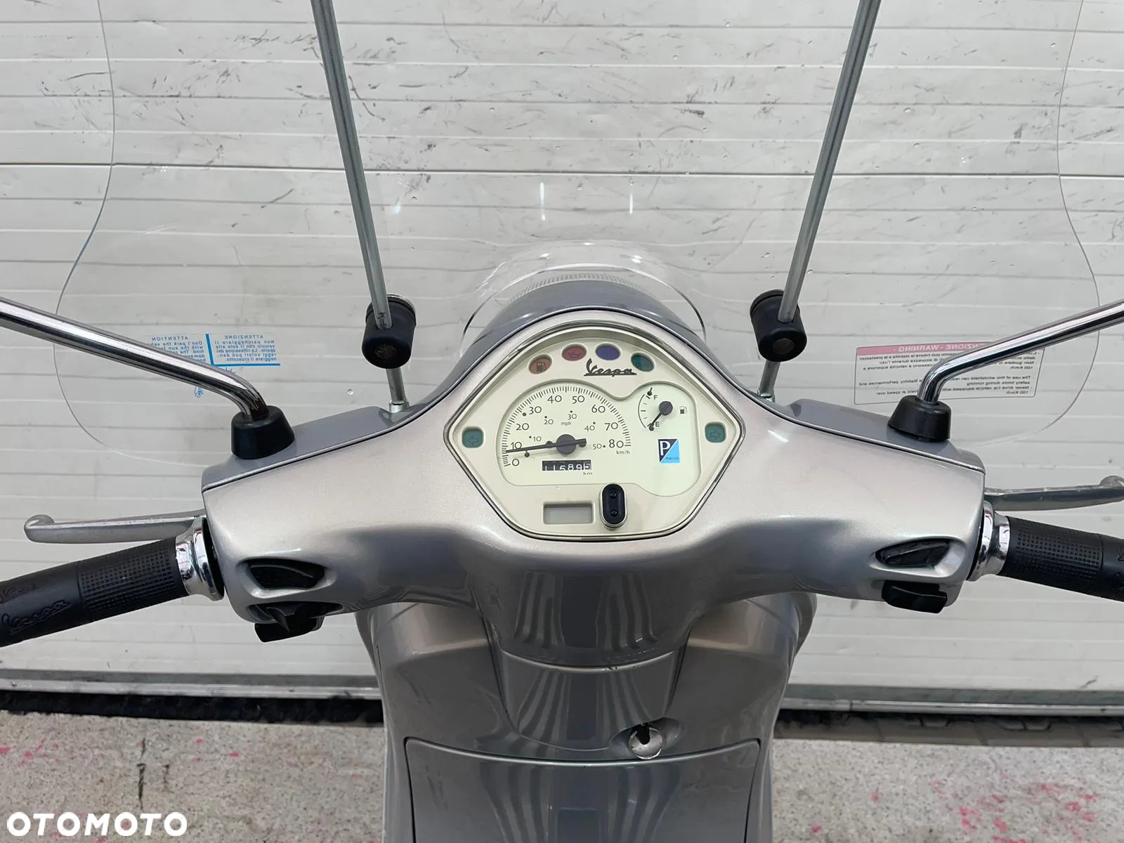 Piaggio Vespa - 21