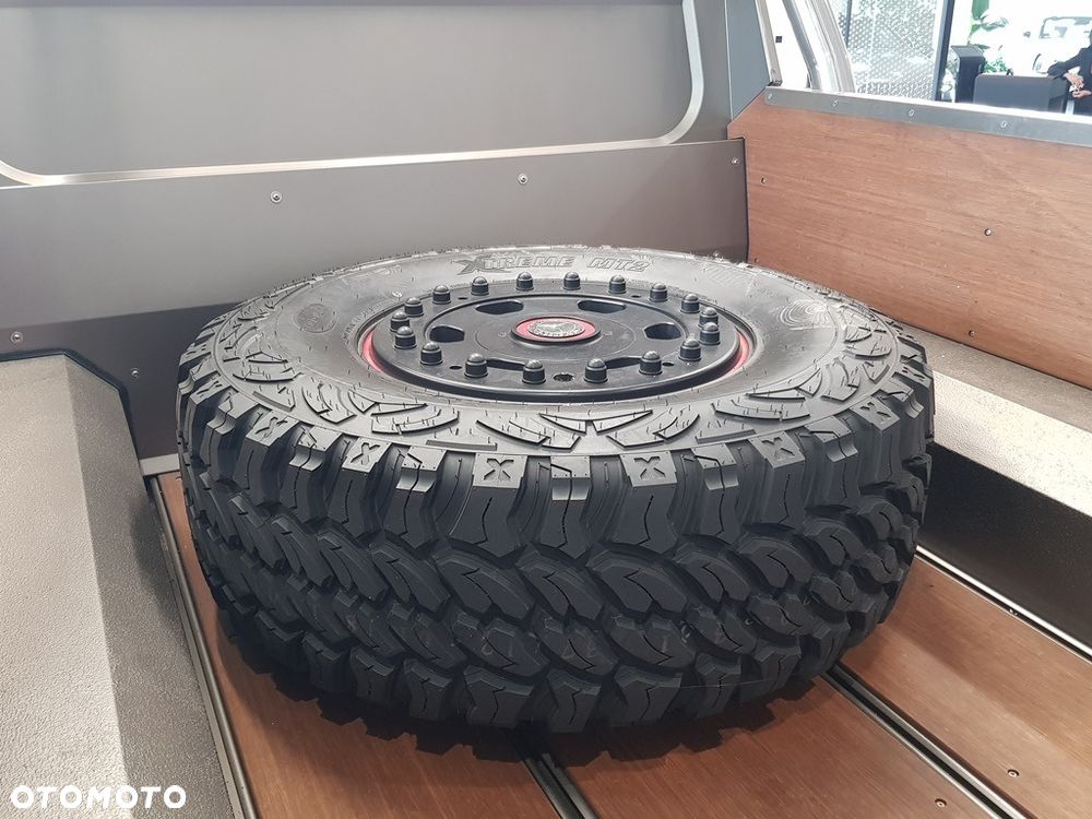 Mercedes-Benz Klasa G 63 AMG AMG SPEEDSHIFT 7G-TRONIC - 21