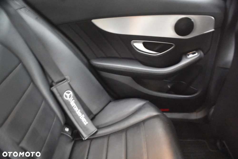 Mercedes-Benz Klasa C - 19